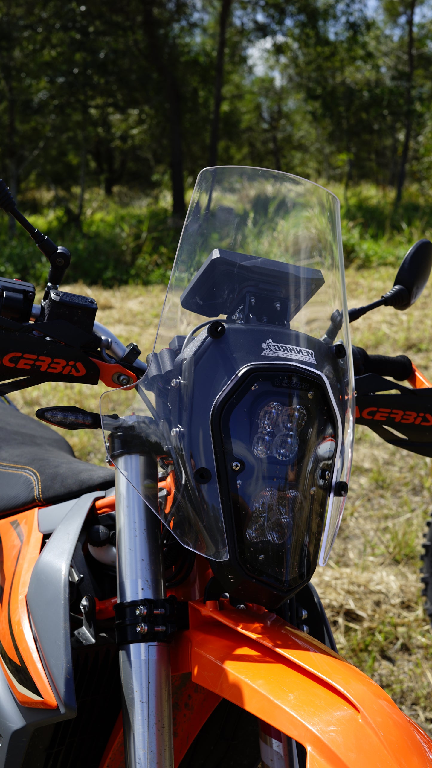 KTM 690 AdvLite - Suits 2019-2024